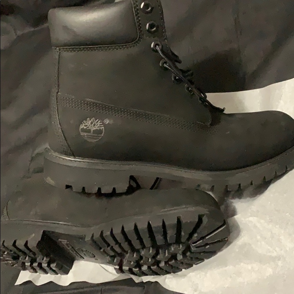 Timberland black 6-inch waterproof boots